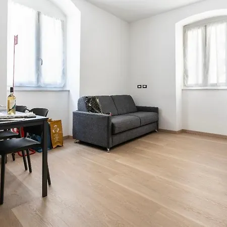 Rent House - Via Gramsci - Stazione Centrale * La Spezia