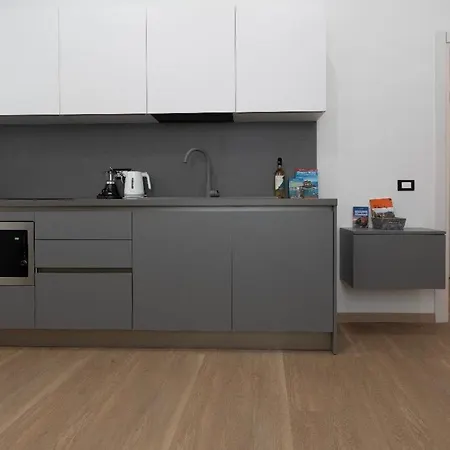 Rent House - Via Gramsci - Stazione Centrale