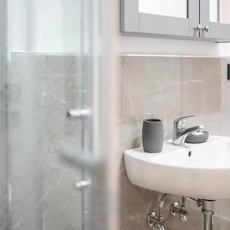 Rent House - Via Gramsci - Stazione Centrale Apartment